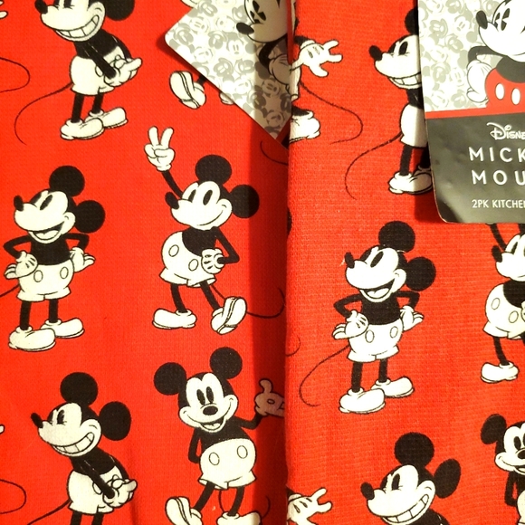Mickey mouse kitchen towels - Picture 3 of 3